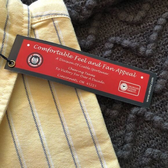 Yellow Crable long sleeve button up - Picture 4 of 10